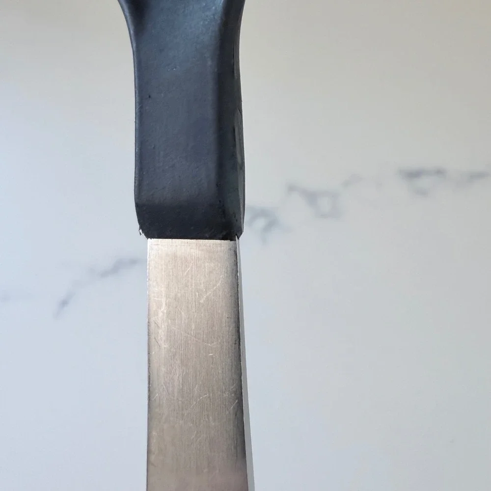 Oneida Pasta Server Spaghetti Fork 18/8 Stainless Steel Handle Black Nylon Head